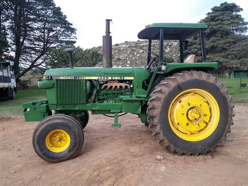 John Deere 4040, 4240 Tractors Technical Manual