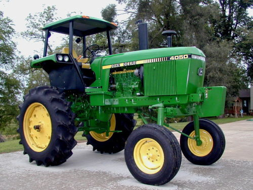 John Deere 4050, 4250, 4450 Tractors Technical Manual