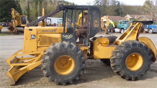 John Deere 540D Skidder, 548D Grapple Skidder Operation and Tests