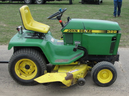 John Deere 322, 330, 332, 430 Lawn and Garden Tractors Technical Manual