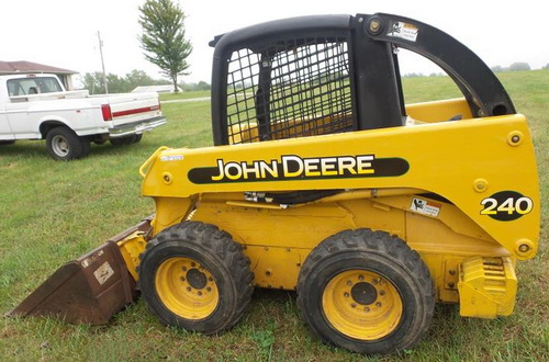 John Deere 240, 250 Skid Steer Loaders Technical Manual