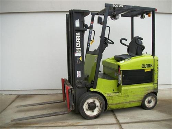 Clark ECG 20, EPG 20, ECG 25, EPG 25, ECG 30, EPG 30, ECG 30x, ECG 32 Forklift Trucks