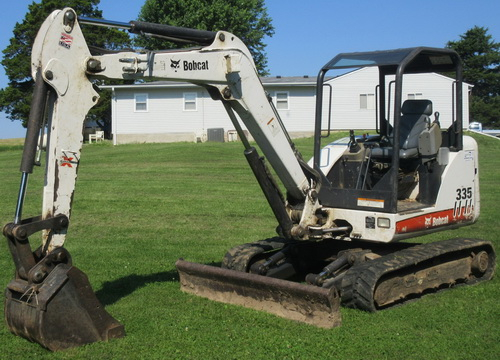 Bobcat 335 Compact Excavator Operation & Maintenance Manual