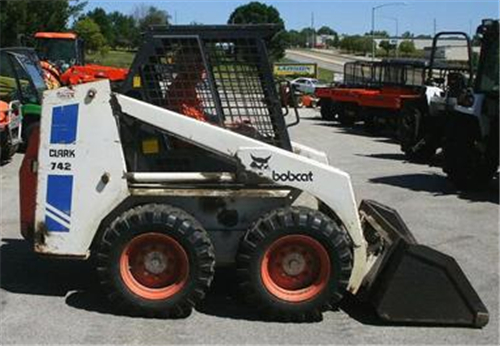 Bobcat 742B Skid Steer Loader Operation & Maintenance Manual