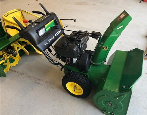 John Deere 924DE, 1128DE, 1128DDE, 1332DDE Walk-Behind Snowblowers