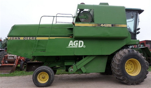 John Deere 4425 Combine Technical Manual