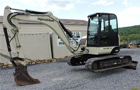 Ingersoll-Rand ZX75 Crawler Excavator Operation & Maintenance Manual