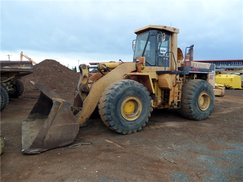 Komatsu WA500-1 Wheel Loader Operation & Maintenance Manual