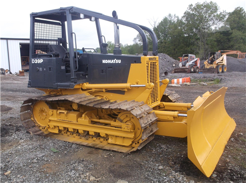 Komatsu D32E-1, D32P-1, D38E-1, D38P-1, D39E-1, D39P-1 Bulldozer