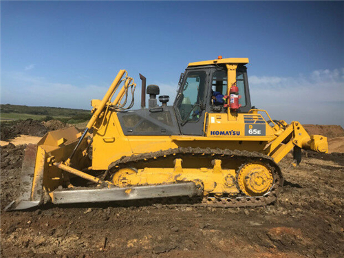 Komatsu D65E-12, D65P-12, D65EX-12, D65PX-12 Bulldozers