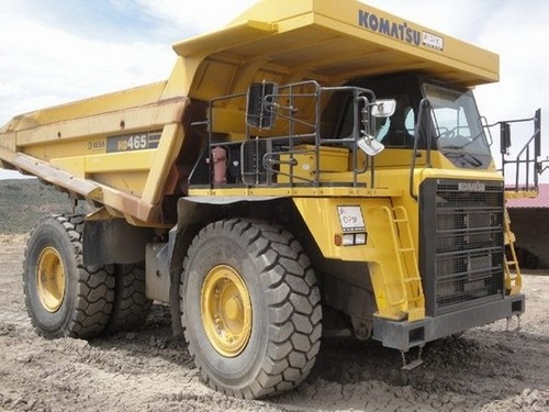 Komatsu HD465-7E0, HD605-7E0 Dump Truck Operation & Maintenance Manual