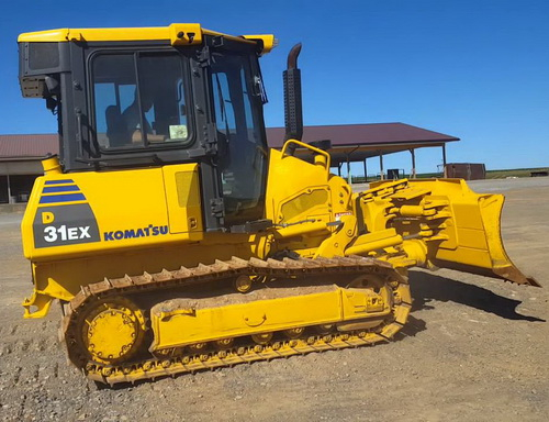 Komatsu D31EX-21A, D31PX-21A, D37EX-21, D37PX-21, D39EX-21A, D39PX-21A Galeo Bulldozer