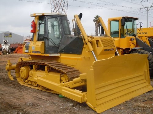 Komatsu D65EX-16, D65PX-16, D65WX -16 Bulldozer