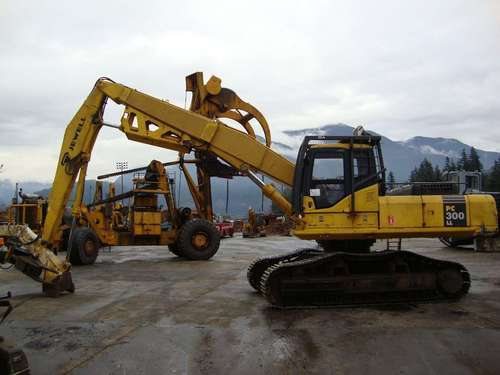 Komatsu PC300LL-7E0 Logging/Road Builder Excavator