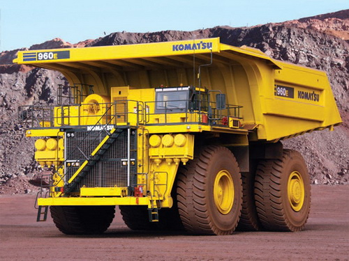 Komatsu 960E-1 Dump Truck