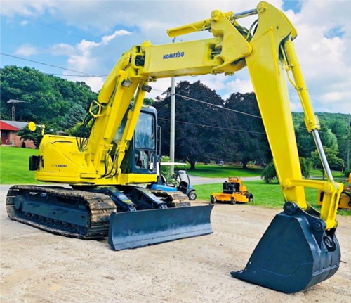 Komatsu PC128UU-2 Hydraulic Excavator