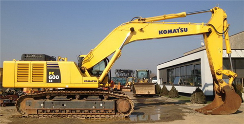 Komatsu PC600LC-6 Hydraulic Excavator