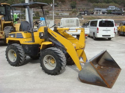 Komatsu WA40-1 Wheel Loader