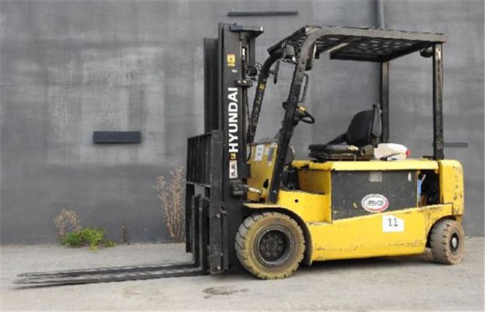 Hyundai 20BH-7, 25BH-7, 30BH-7 Forklift Trucks Service Repair Manual