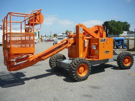 JLG 34HA Lift Operators and Safety Manual