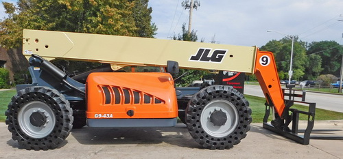JLG G9-43A & G10-43A Telescopic Forklift Operation & Safety Manual