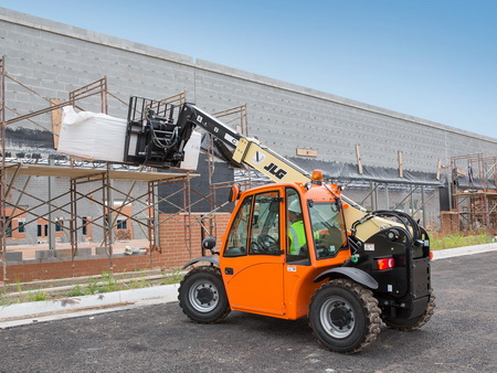 JLG G5-19A & G6-23A Telescopic Forklifts Operation & Safety Manual