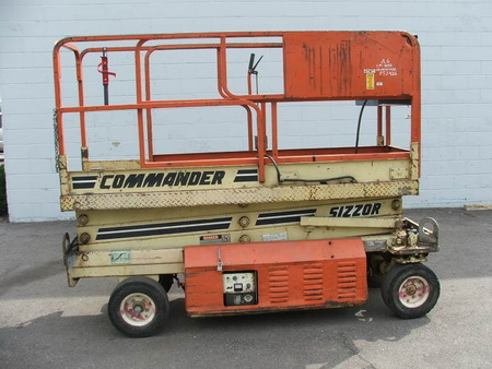 JLG CM2033, CM2046, CM2546, CM2558 Sizzor Lifts