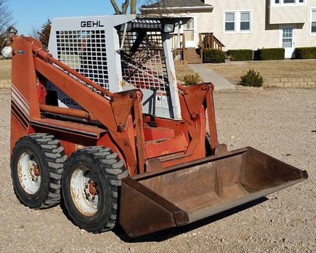 Gehl 4510/4610 Skid Loader Operator’s Manual