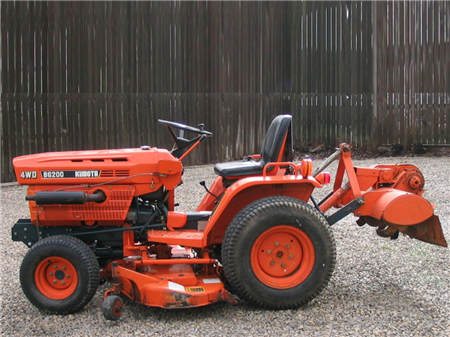 Kubota B6200D Tractor Parts Manual