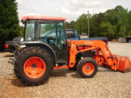 Kubota L3300DT-GST Tractor Parts Manual