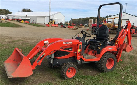 Kubota LA240 loader Parts Manual