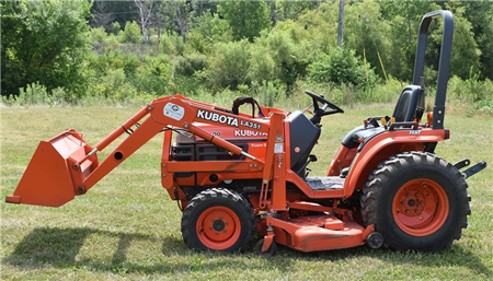 Kubota LA351 Loader Parts Manual