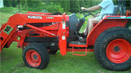 Kubota LA681 Loader Parts Manual