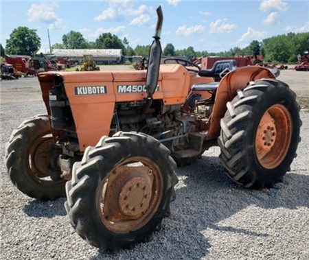 Kubota M4500DT Tractor Parts Manual