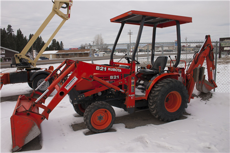 Kubota TL421 loader Parts Manual