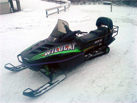 1994 Arctic Cat Wildcat EFI & Wildcat EFI Mountain Cat Snowmobiles